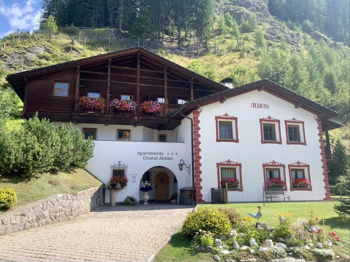 Chalet Aldian Dolomites Selva di Val Gardena Exterior photo